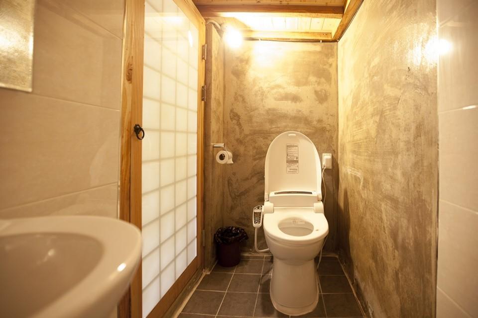 Ohnewwall Guesthouse Чонджу Екстериор снимка