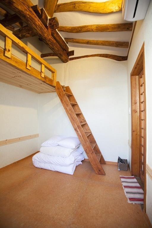Ohnewwall Guesthouse Чонджу Екстериор снимка