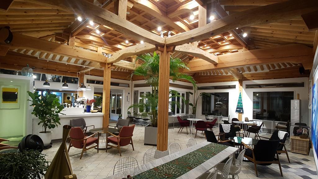 Ohnewwall Guesthouse Чонджу Екстериор снимка