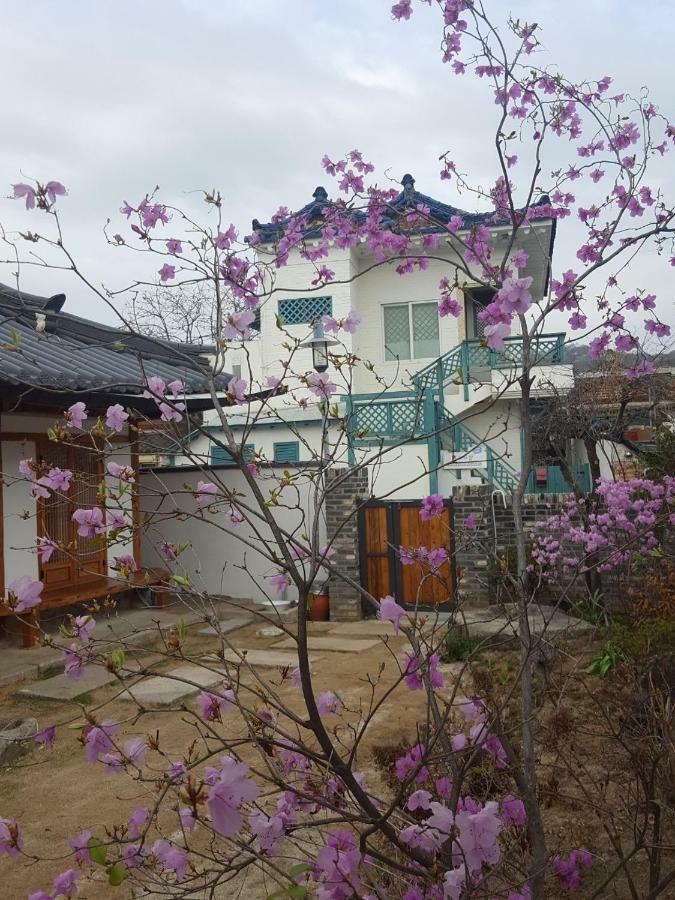 Ohnewwall Guesthouse Чонджу Екстериор снимка