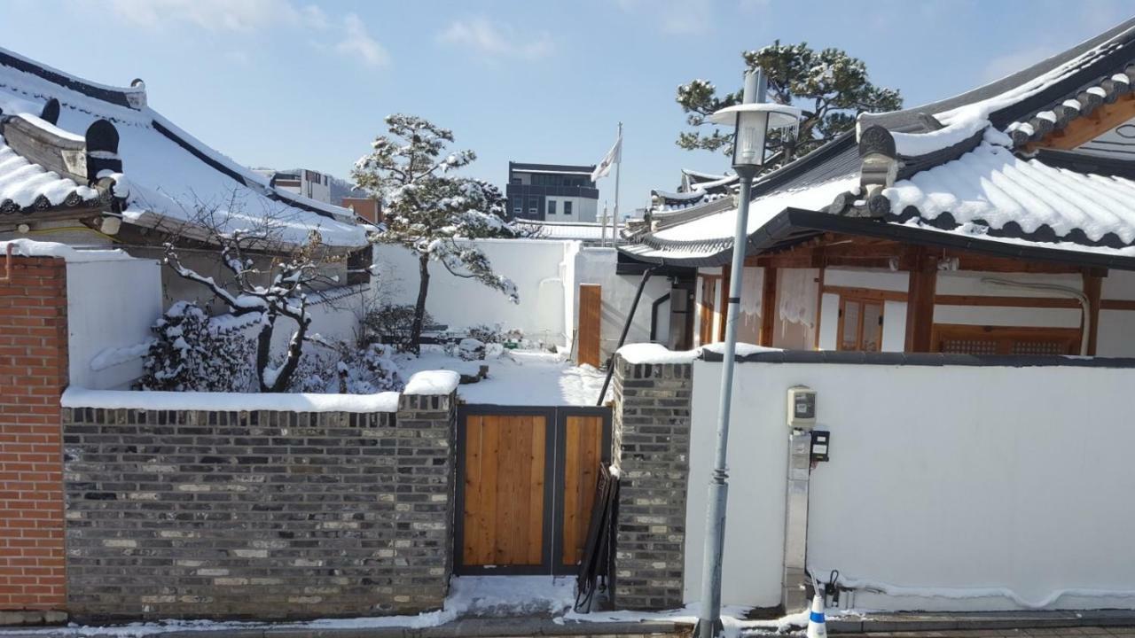 Ohnewwall Guesthouse Чонджу Екстериор снимка